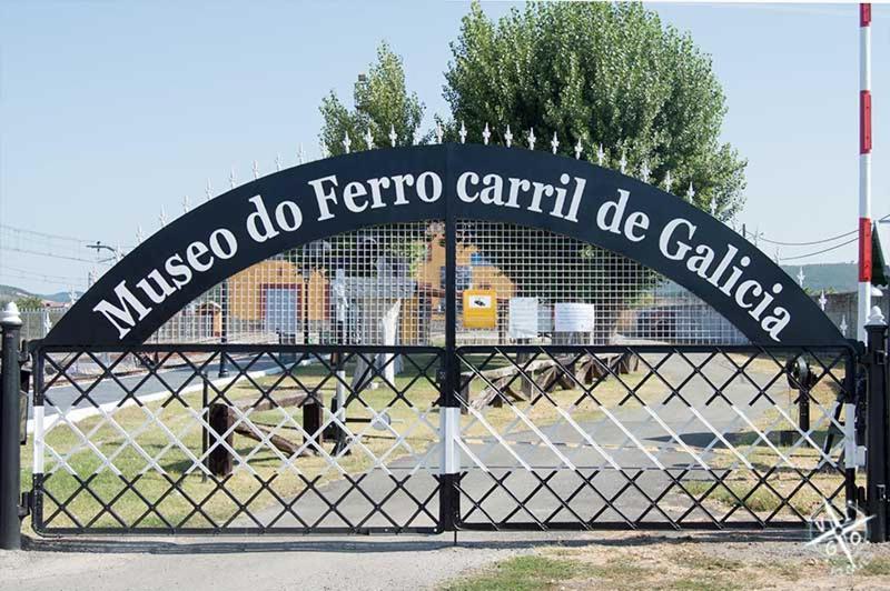 モンフォルテ・デ・レモス Casa Casaresヴィラ エクステリア 写真