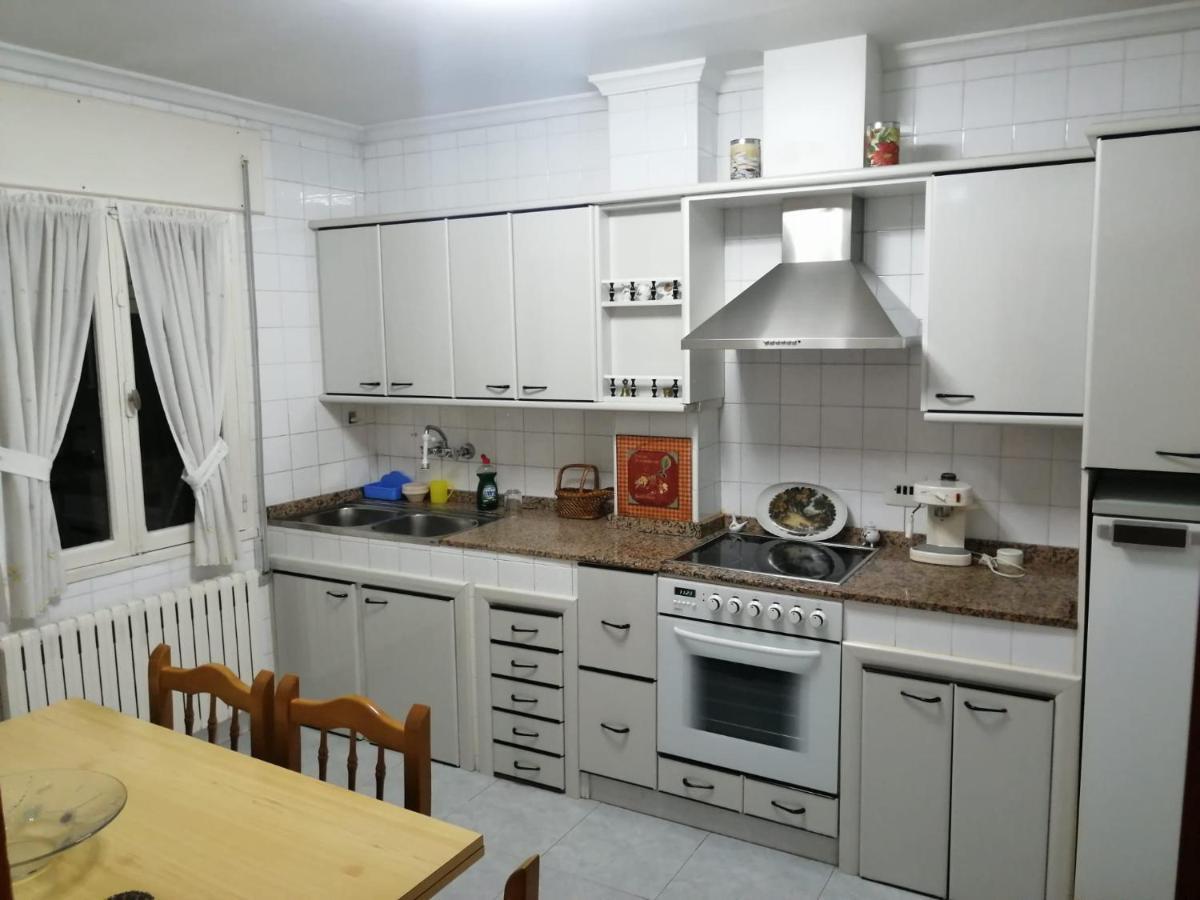 モンフォルテ・デ・レモス Casa Casaresヴィラ エクステリア 写真