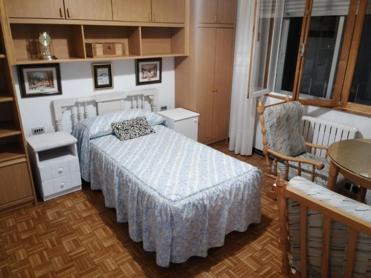 モンフォルテ・デ・レモス Casa Casaresヴィラ エクステリア 写真